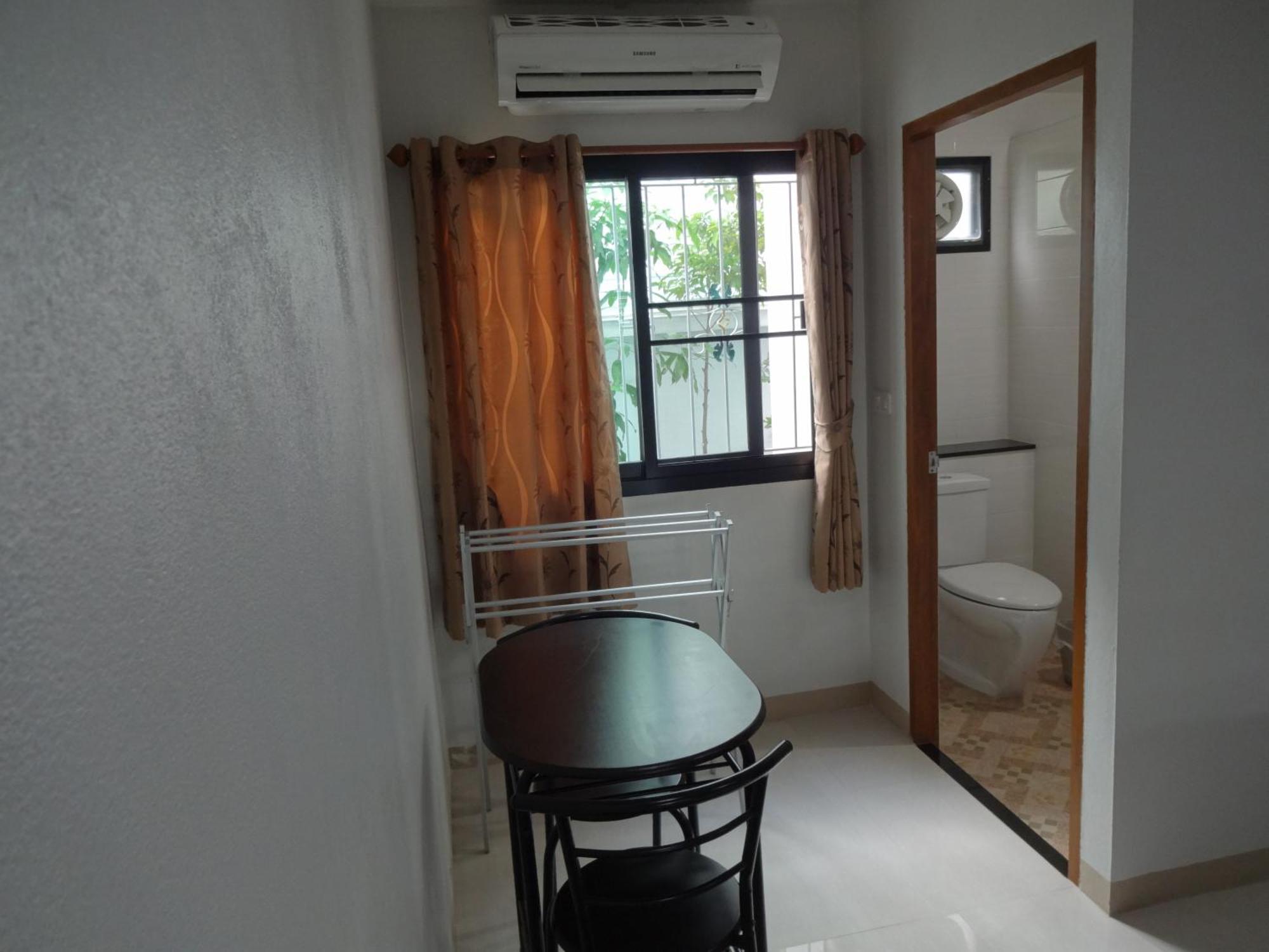 Rena House Chiang Mai Exterior foto